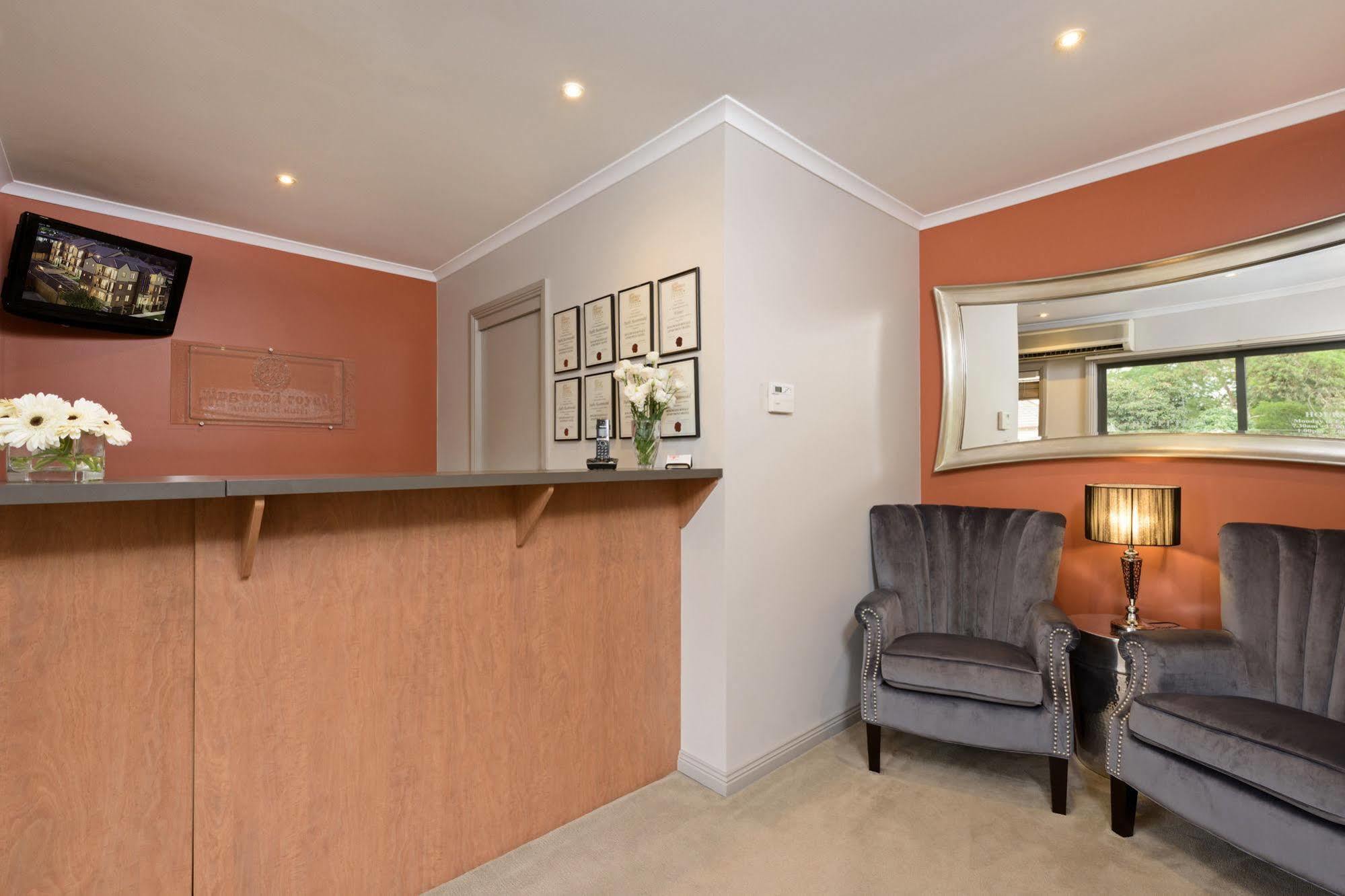 Ringwood Royale Aparthotel Buitenkant foto